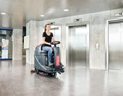 Viper AS530R Ride On Scrubber Dryer