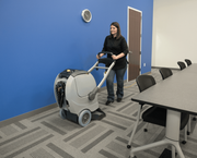 NILFISK ES300 CARPET EXTRACTOR / SCRUBBER