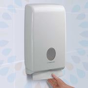 KLEENEX Compact Hand Towels – 2,160 Towels per Case, FSC Certified, Space-Saving Design, Soft & Absorbent, Bulk Paper Towels for Commercial Washrooms.